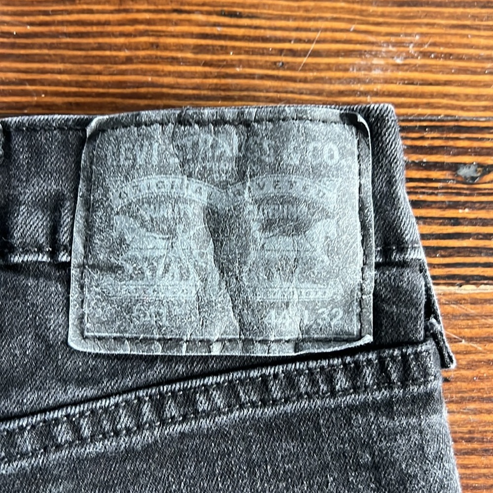 Levi’s 541 Size 44x32 - Picture 4 of 4